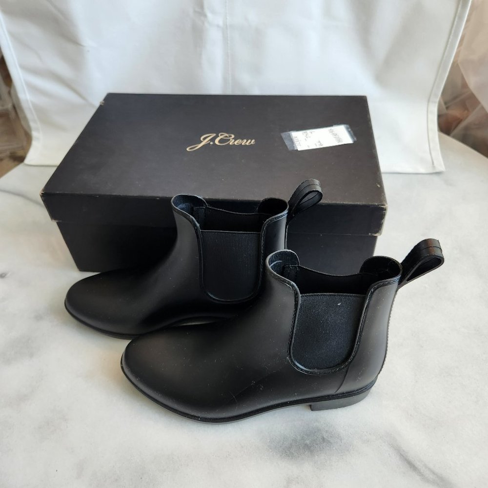 New with box J.Crew Mercantile Chelsea Rain Boots, size 7 (or 6.5), black
